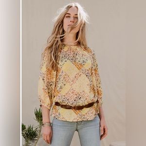 Women’s Medium Good Hart Blouse NWT